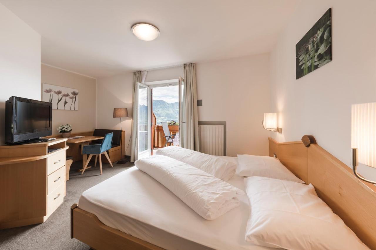 Doppelzimmer mit Balkon