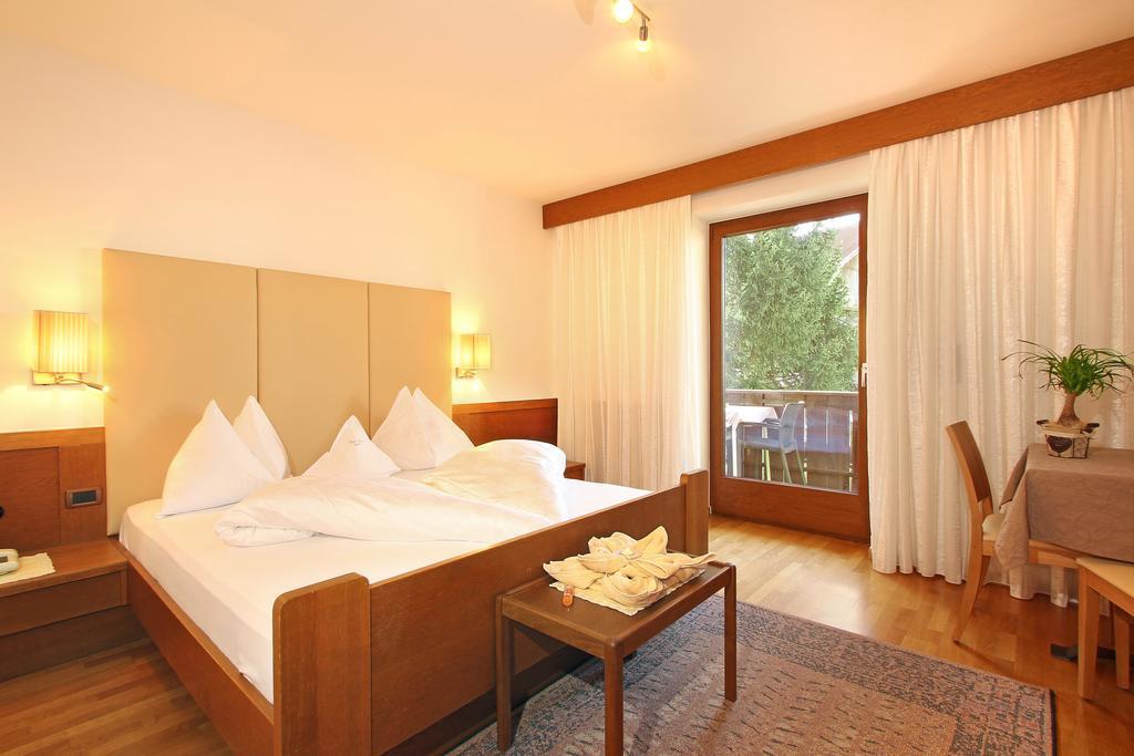 Standard Doppelzimmer mit Balkon