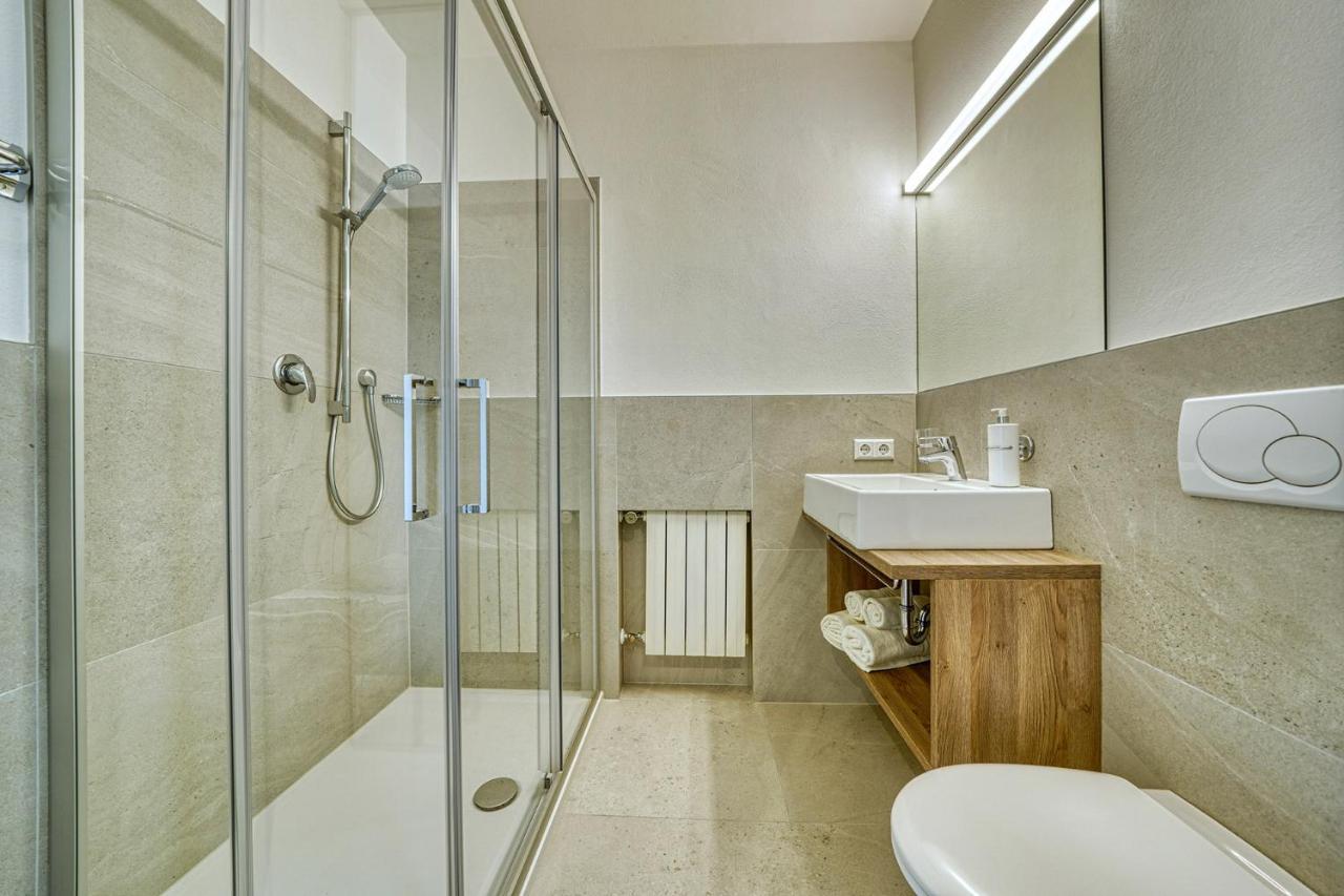 Doppelzimmer mit Balkon