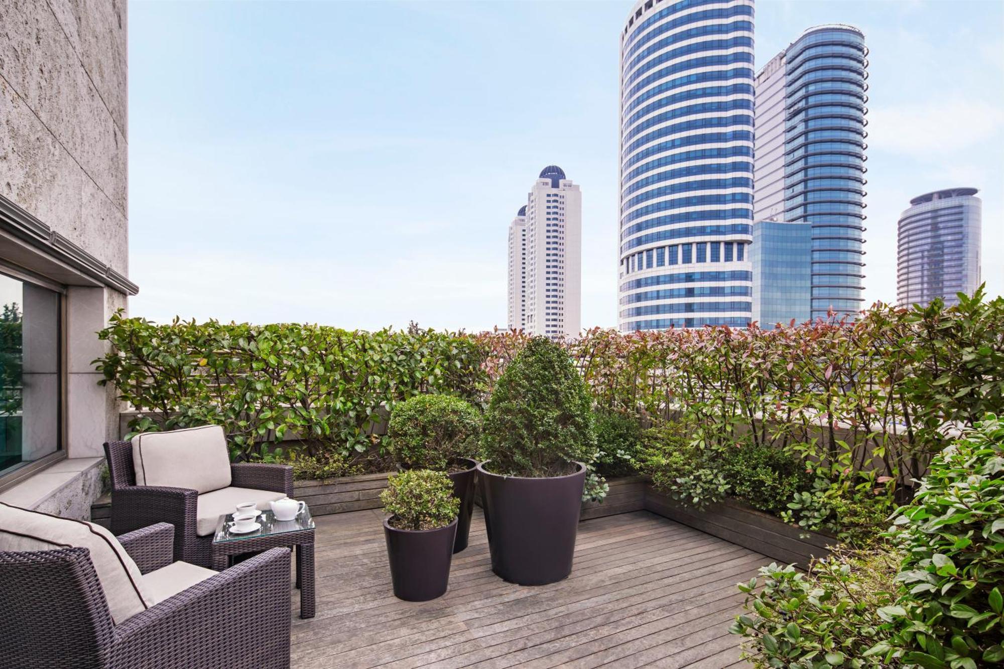 Suite mit Queensize-Bett und Terrasse