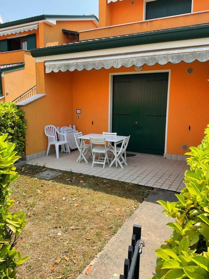Apartment mit Poolblick