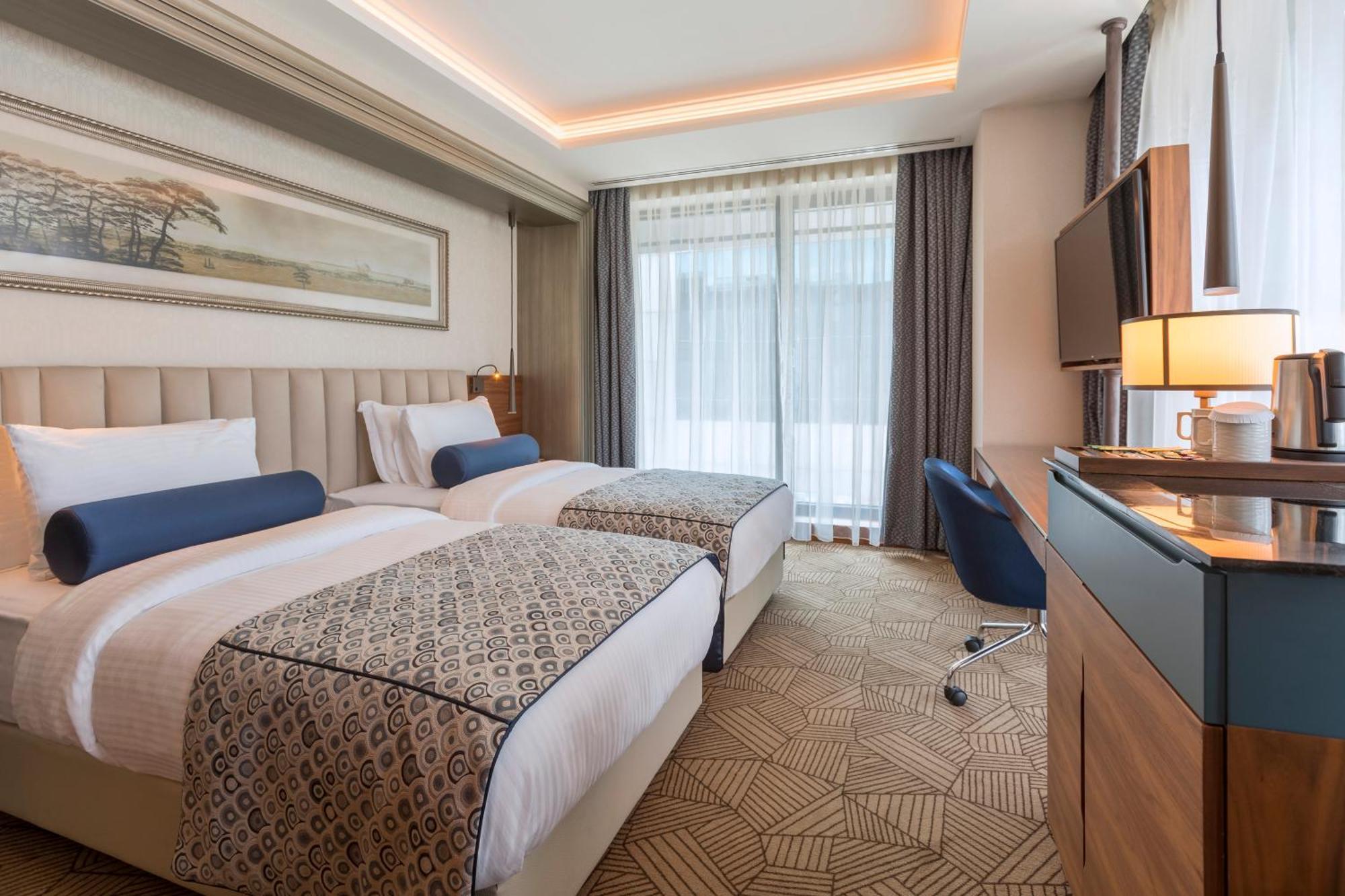 Superior Zweibettzimmer mit Stadtblick auf 25 m² mit kostenlosem WLAN und Dusche