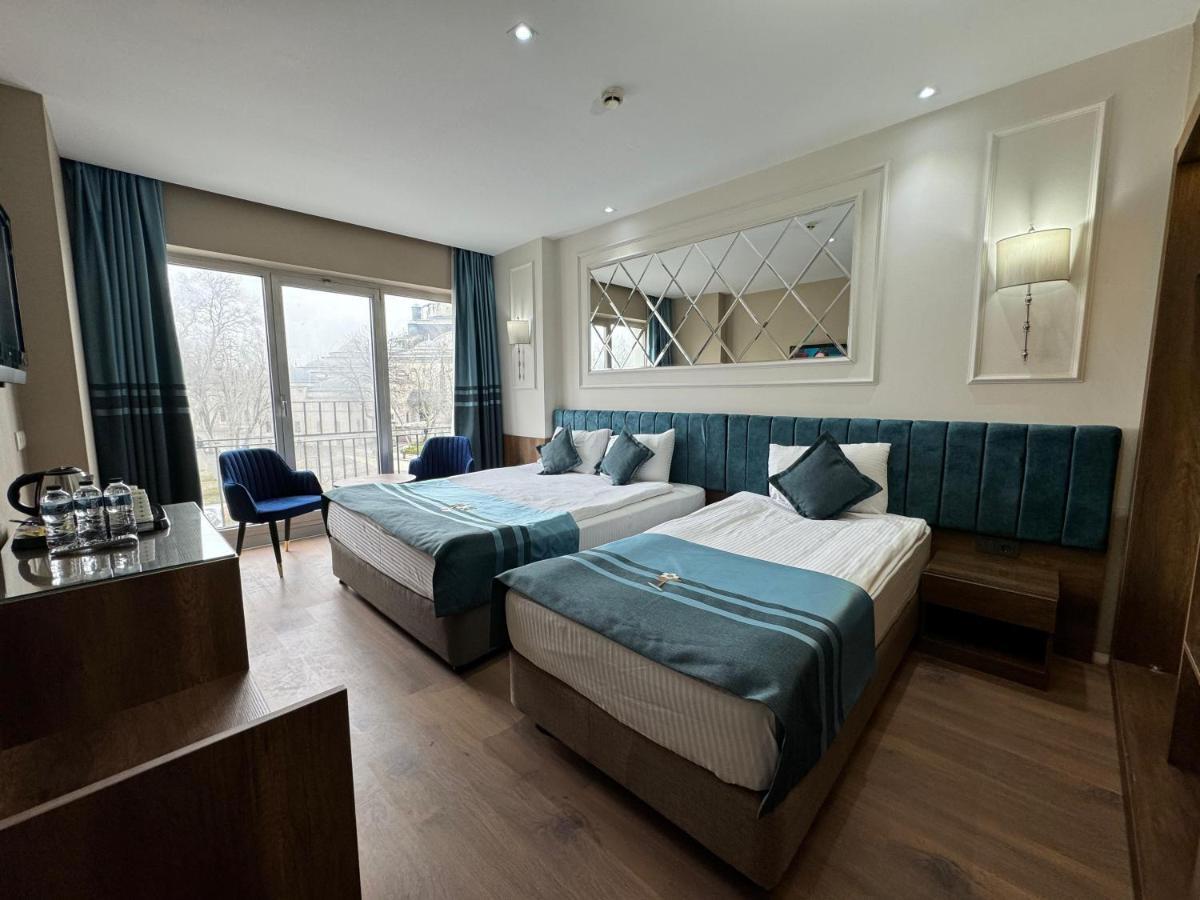 Superior Double or Twin Room with City View,834085832:JPEG