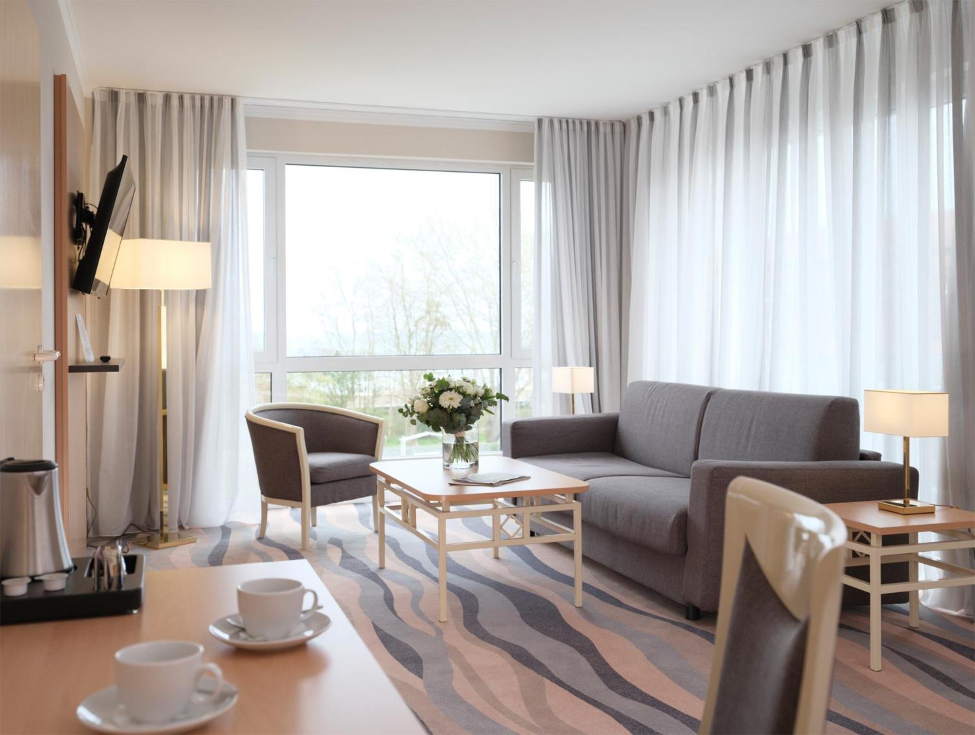 Deluxe Junior Suite,1549692169:JPEG