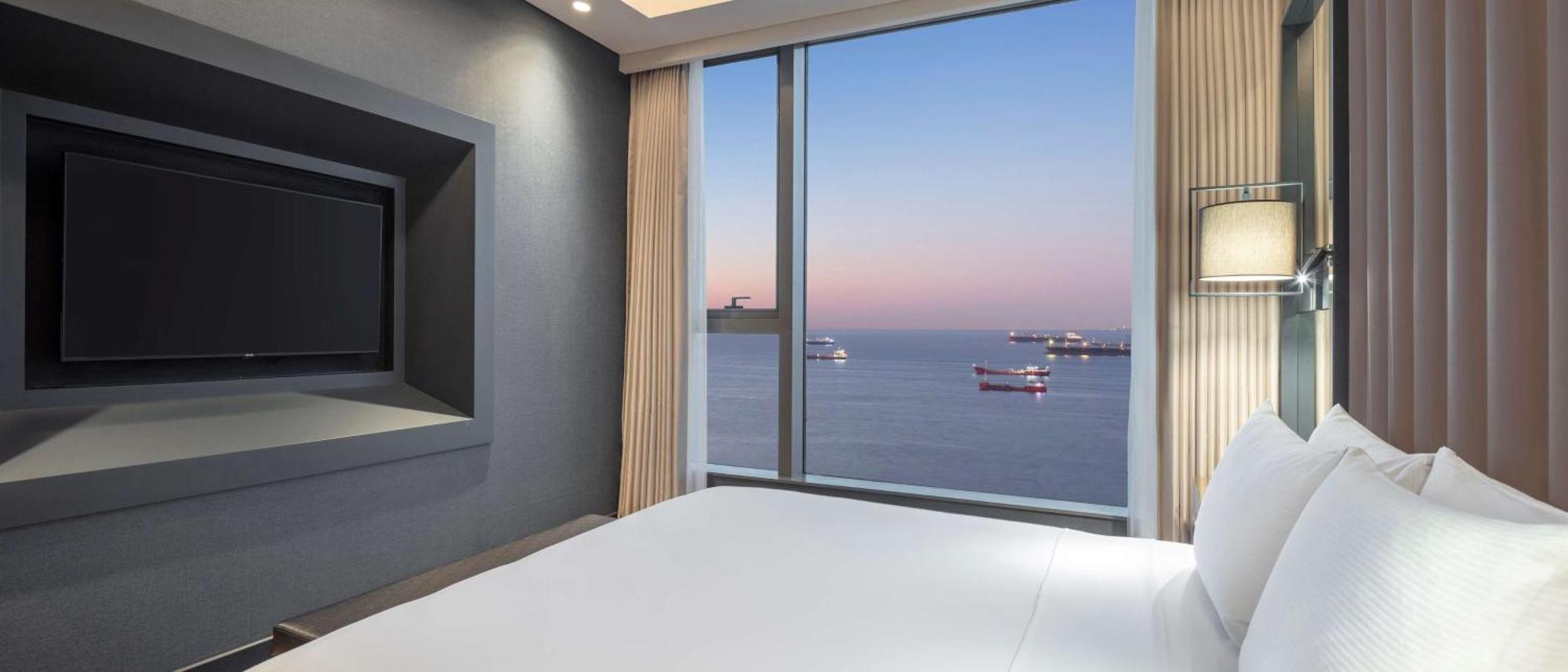 Große Familiensuite mit Meerblick und Zugang zur Executive Lounge