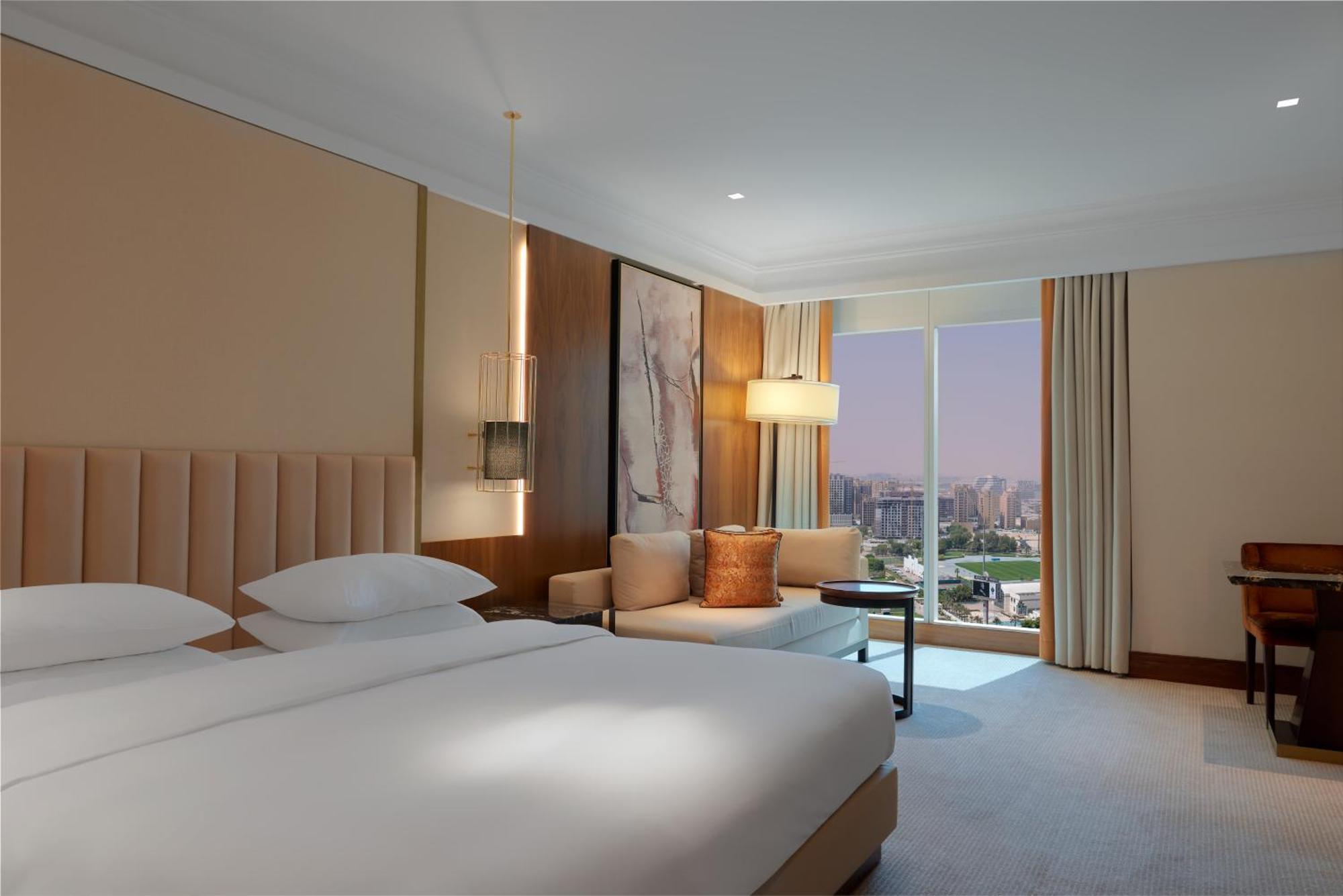 King Room,1765816979:JPEG