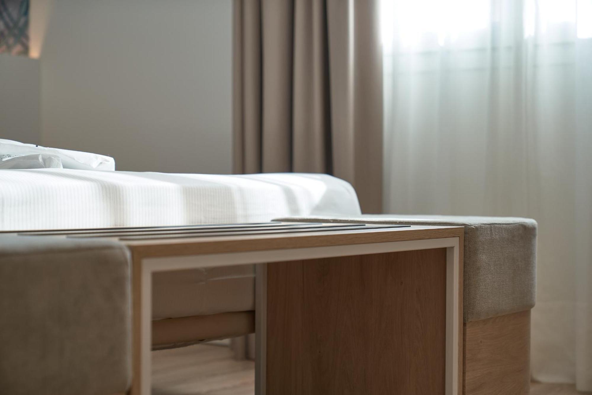 Doppel- oder Zweibettzimmer