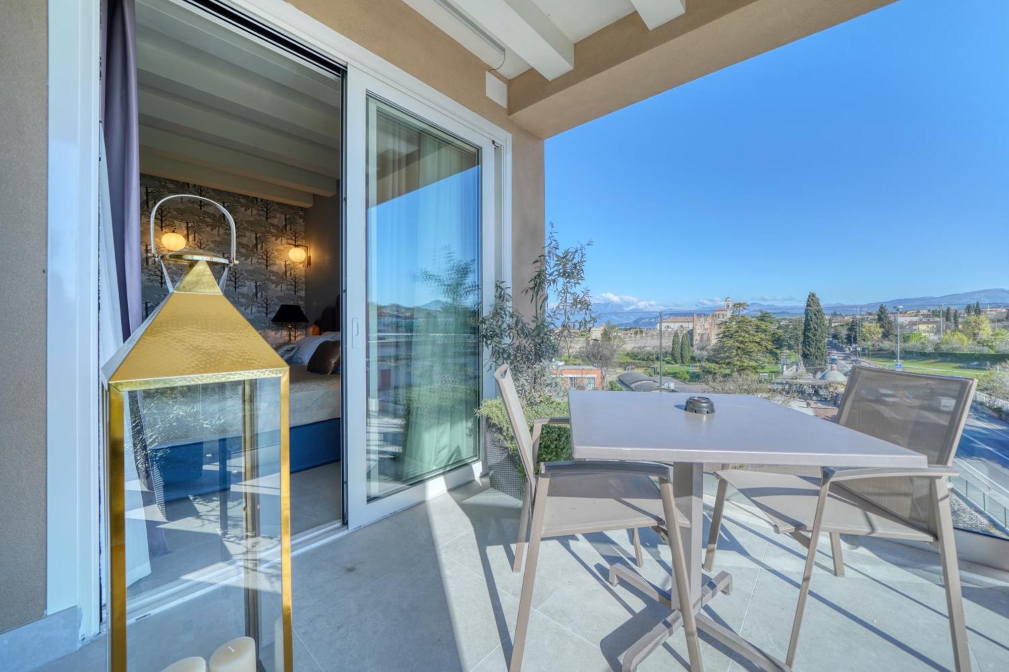 Suite Turkish Bath Balcony