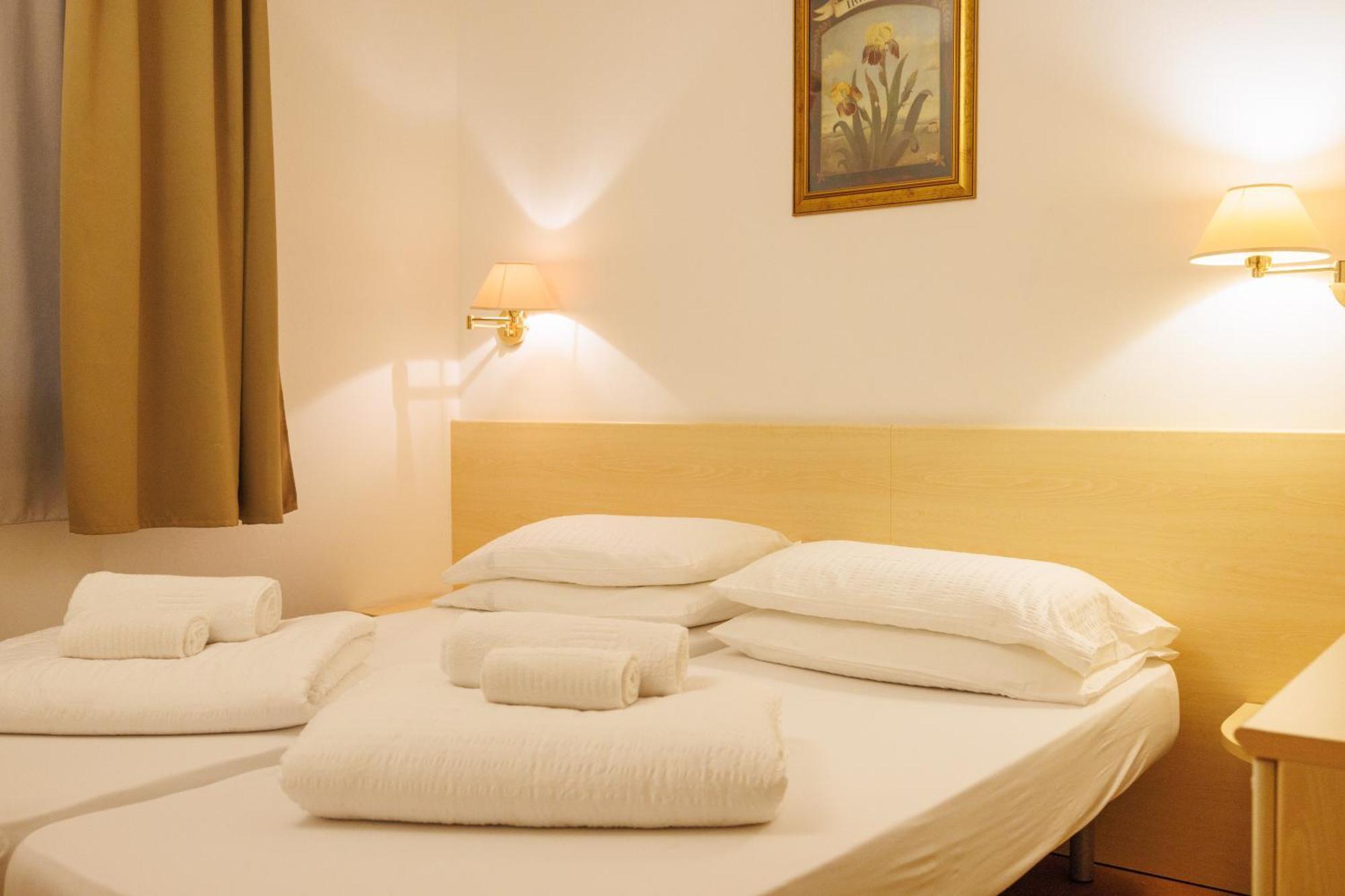 Double or Twin Room with Balcony,1660284587:JPEG