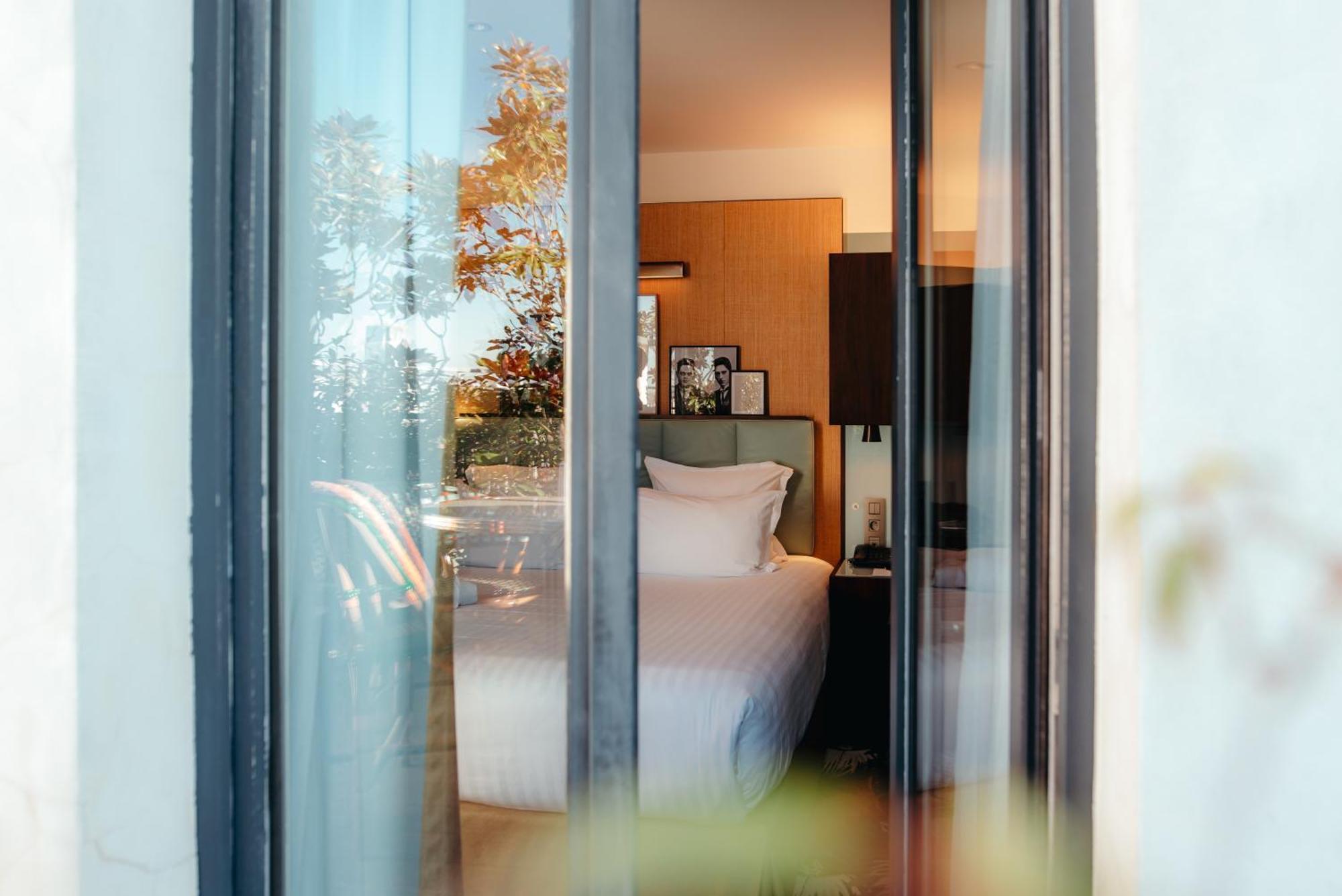 Suite mit Terrasse und Zugang zum Pool