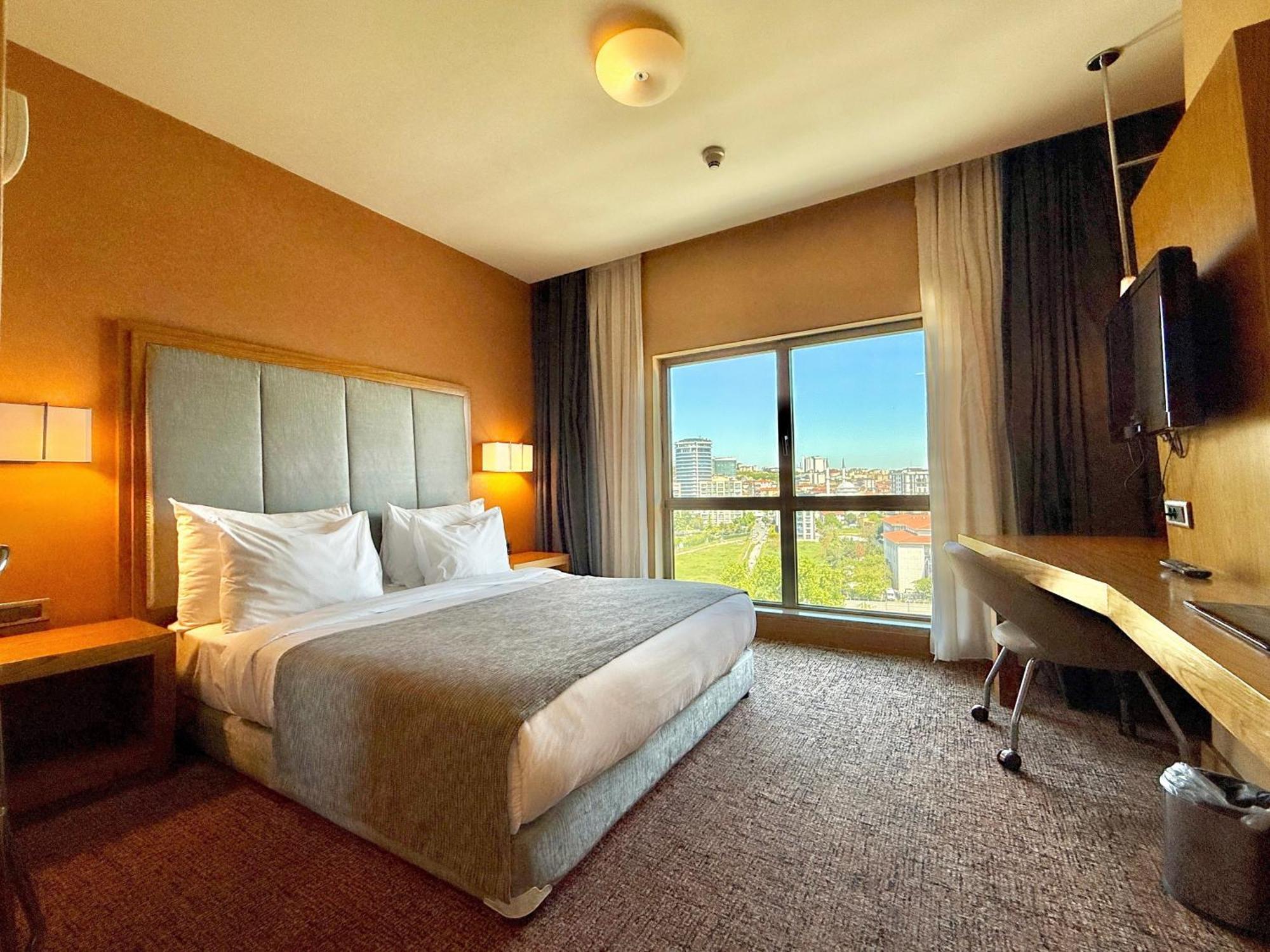 Doppelzimmer mit Gartenblick