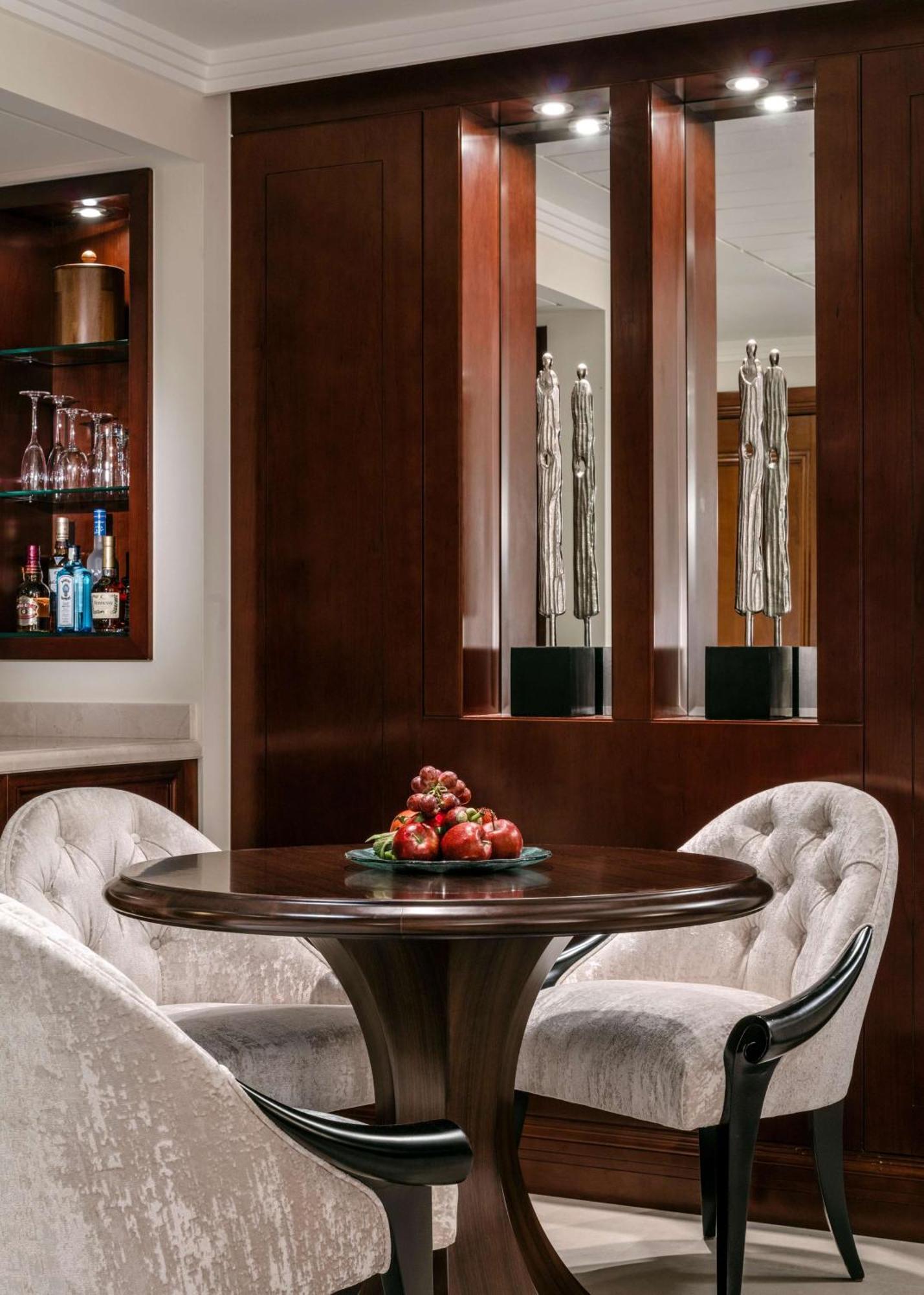 Palace Executive Suite includes DRIFT Beach Club Access Host Service Waterpark Access,1698880764:JPEG