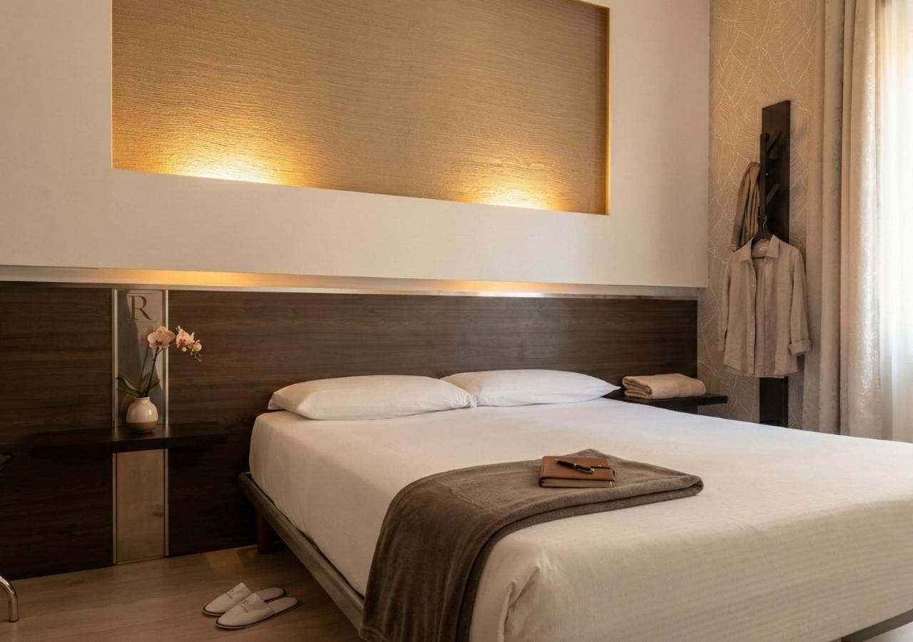 Doppelzimmer mit Balkon
