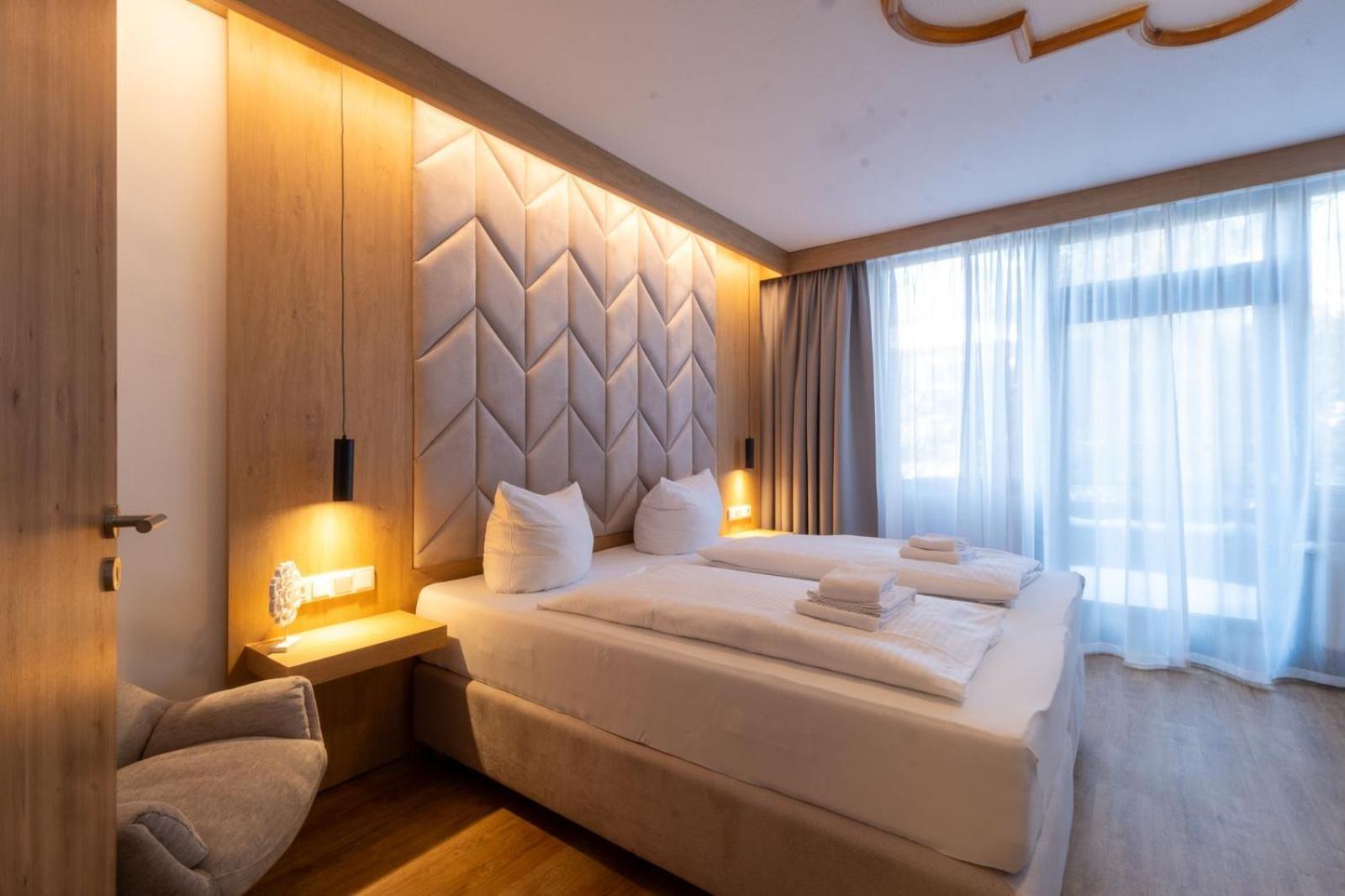 Deluxe Doppel-/Zweibettzimmer