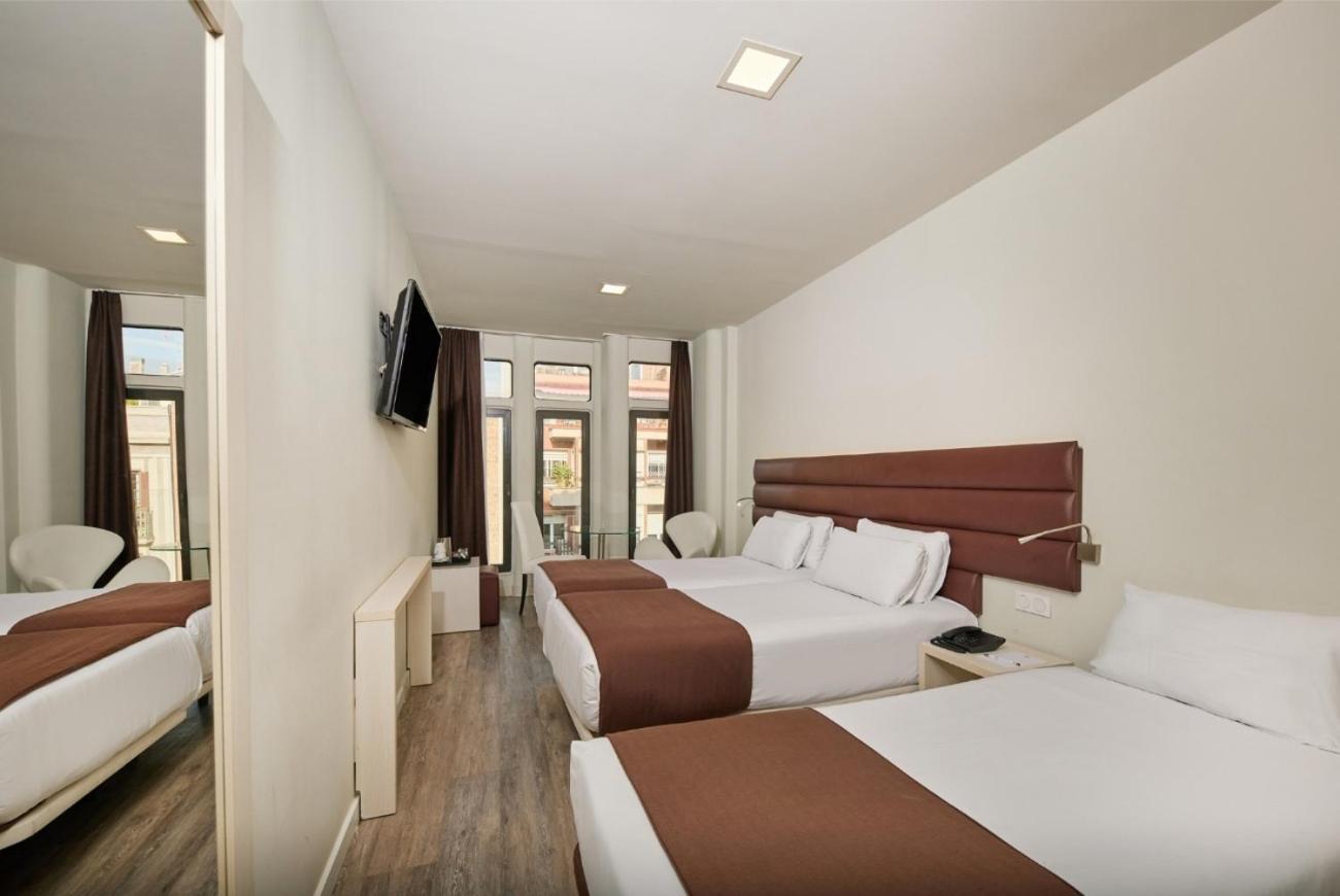 Doppel-/Zweibettzimmer mit Zustellbett
