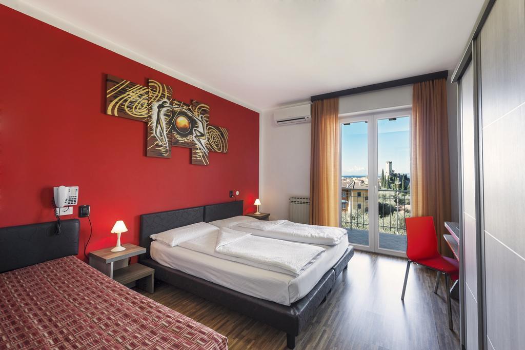 Dreibettzimmer mit Seeblick - Obergeschoss