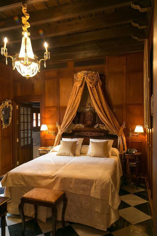 Deluxe Junior Suite
