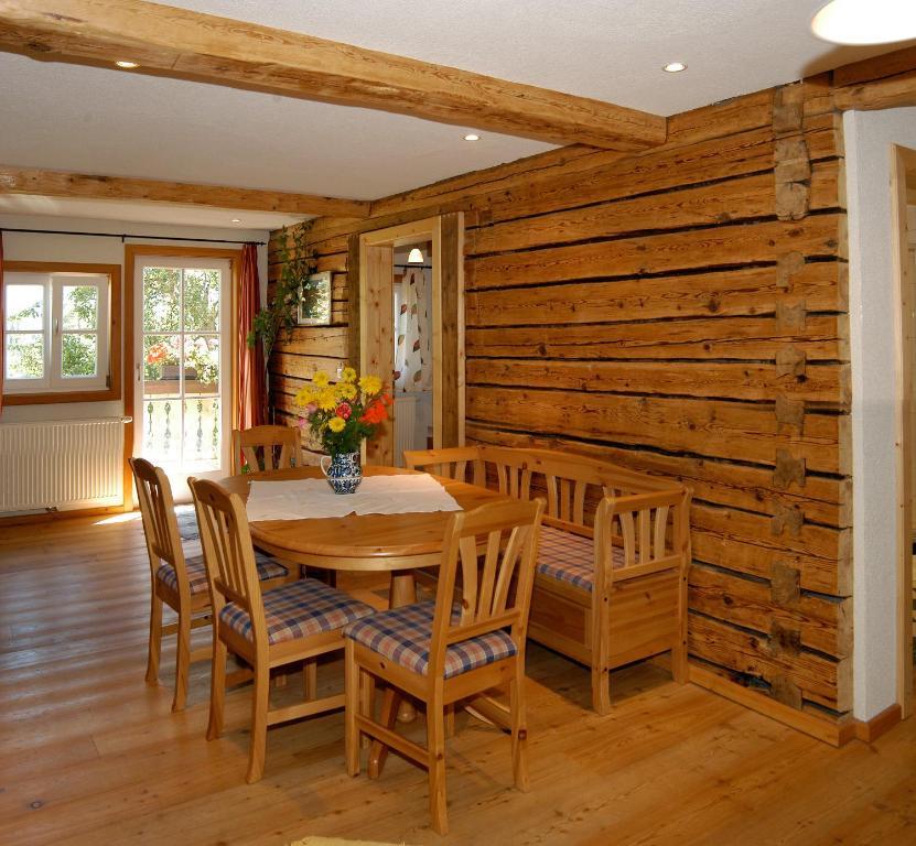 Apartment mit 2 Schlafzimmern
