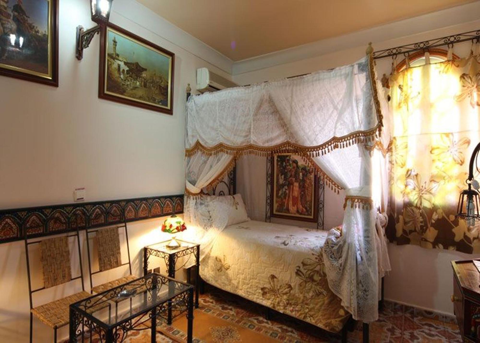 Classic Triple Room,958655578:JPEG