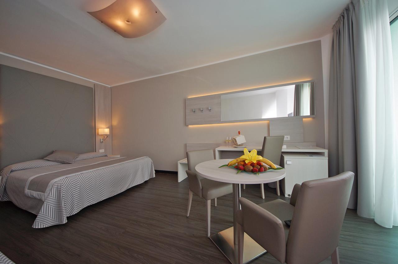 Executive Dreibettzimmer mit Strandpaket