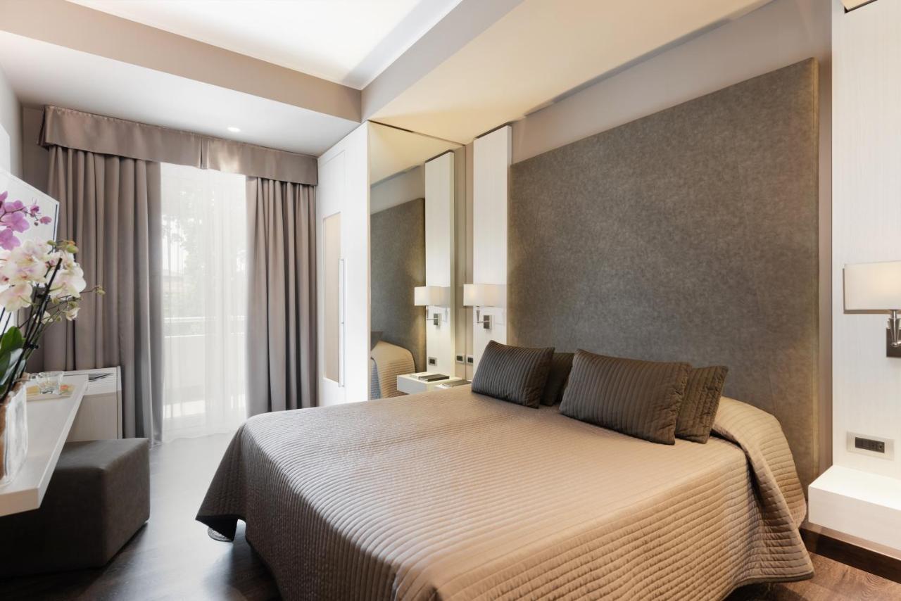 Doppelzimmer mit Balkon