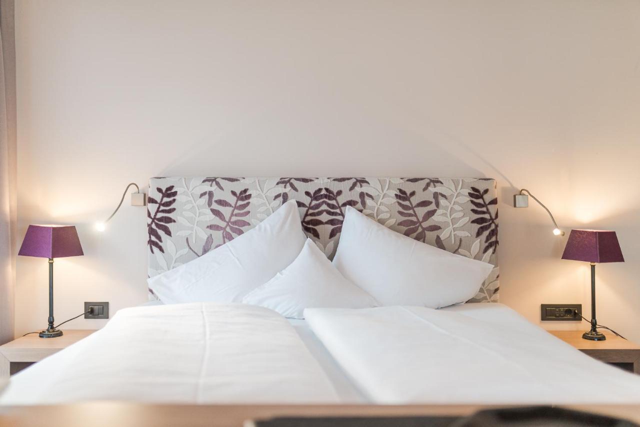Double Room Balcony,765641611:JPEG