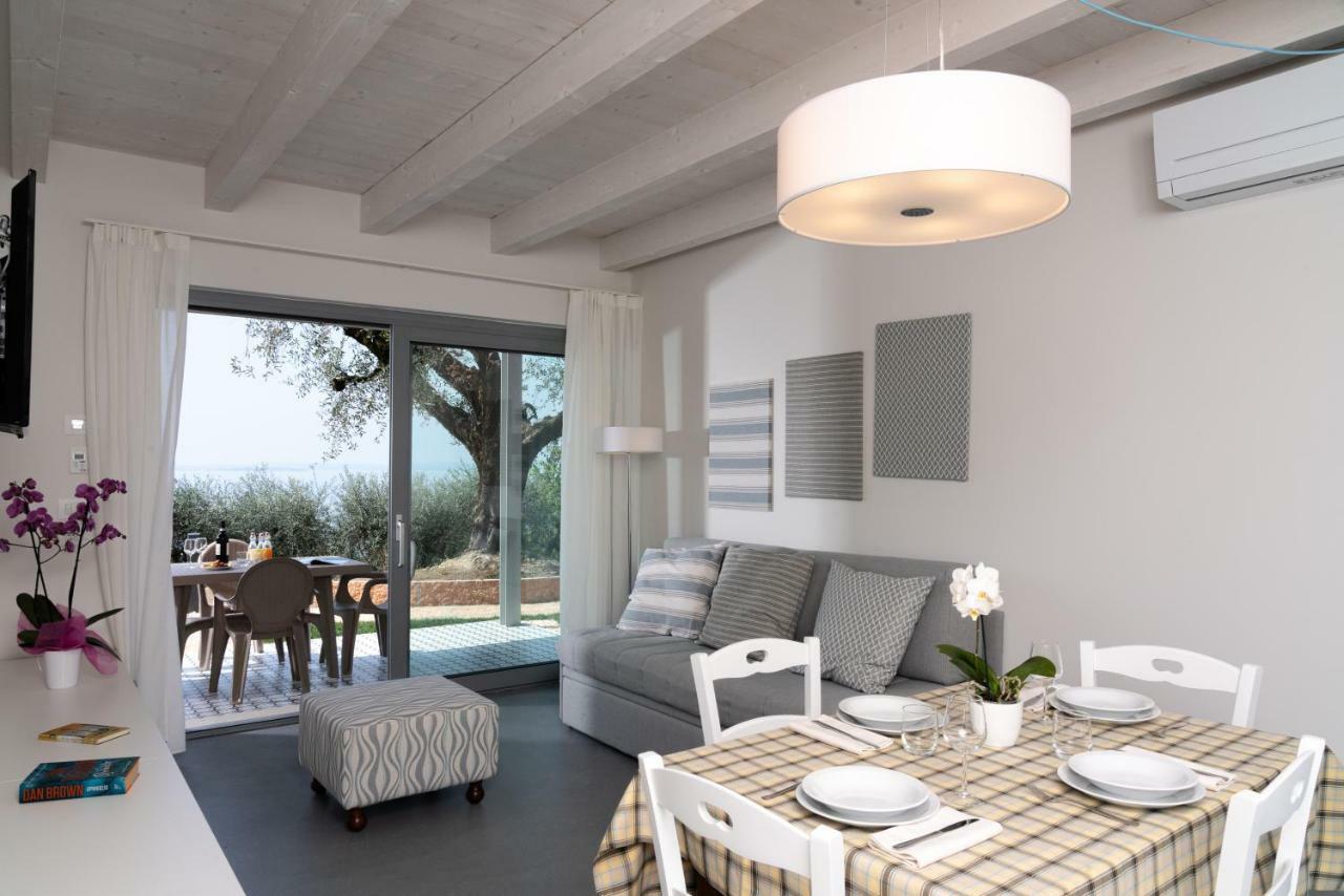 Apartment Best mit Balkon oder Terrasse und Seeblick – auf 2 Ebenen