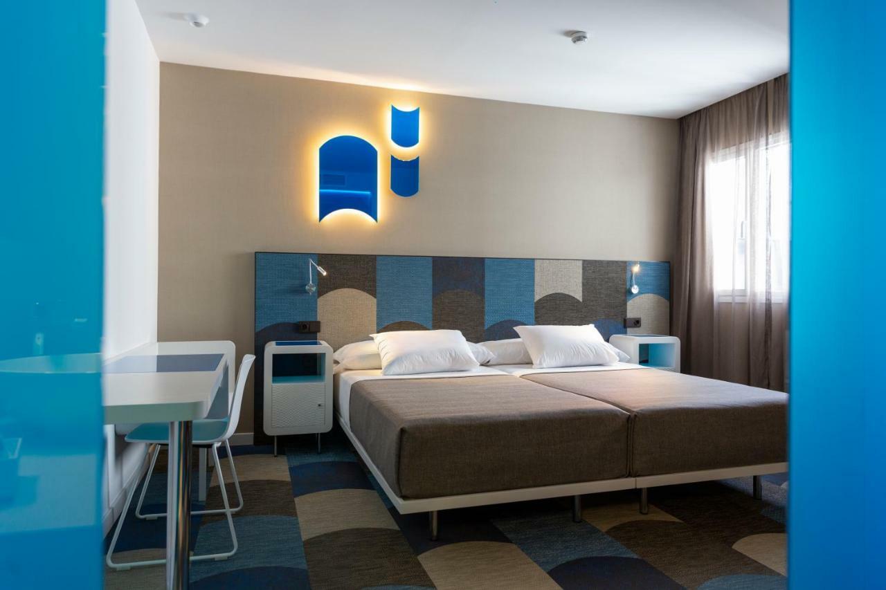Doppelzimmer mit Zustellbett (2 Erwachsene + 1 Kind)