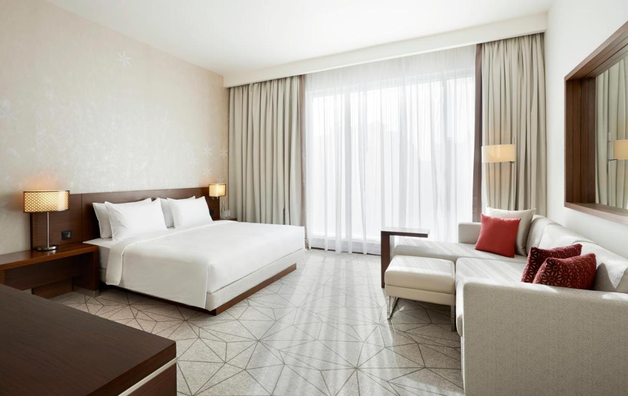 King Room with Sofa Bed and Pool View with Free Breakfast & (15% discount on F&B)
