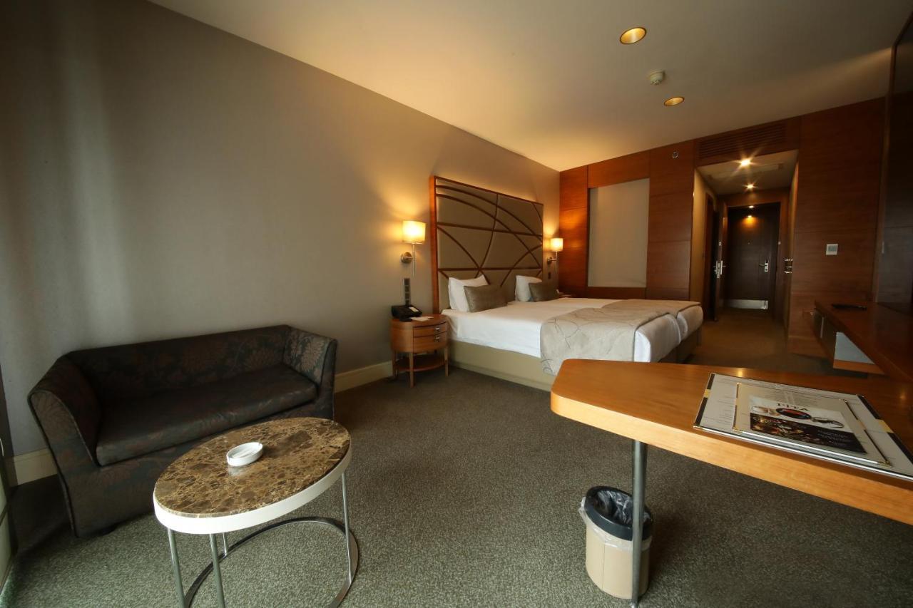Superior Doppelzimmer mit Verbindungstür und eingeschränktem Meerblick