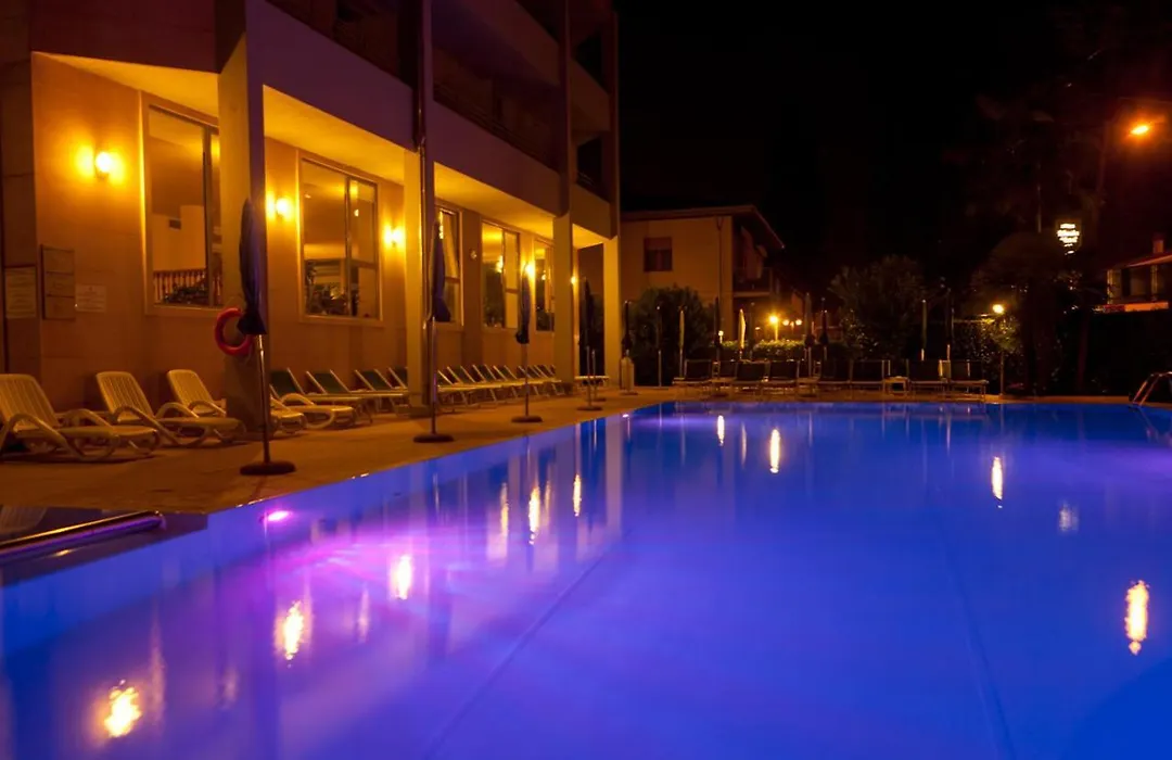 Hotel Idania-1