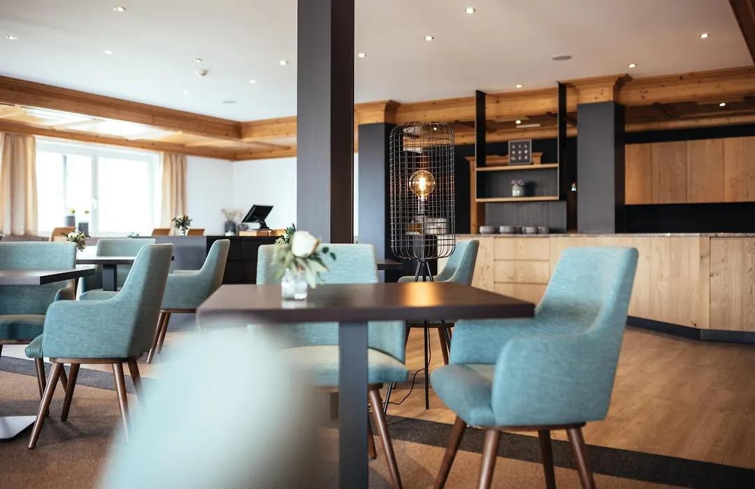 Hilburger Hotel-1