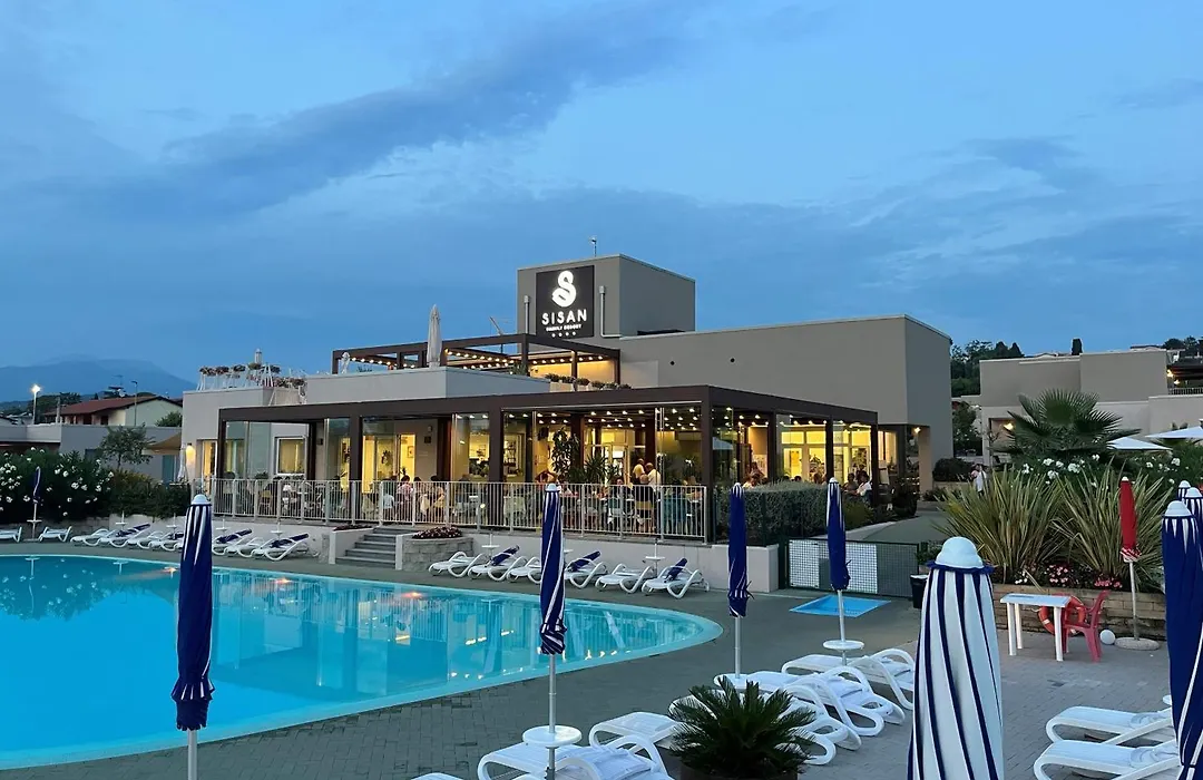 Sisan Family Resort-1