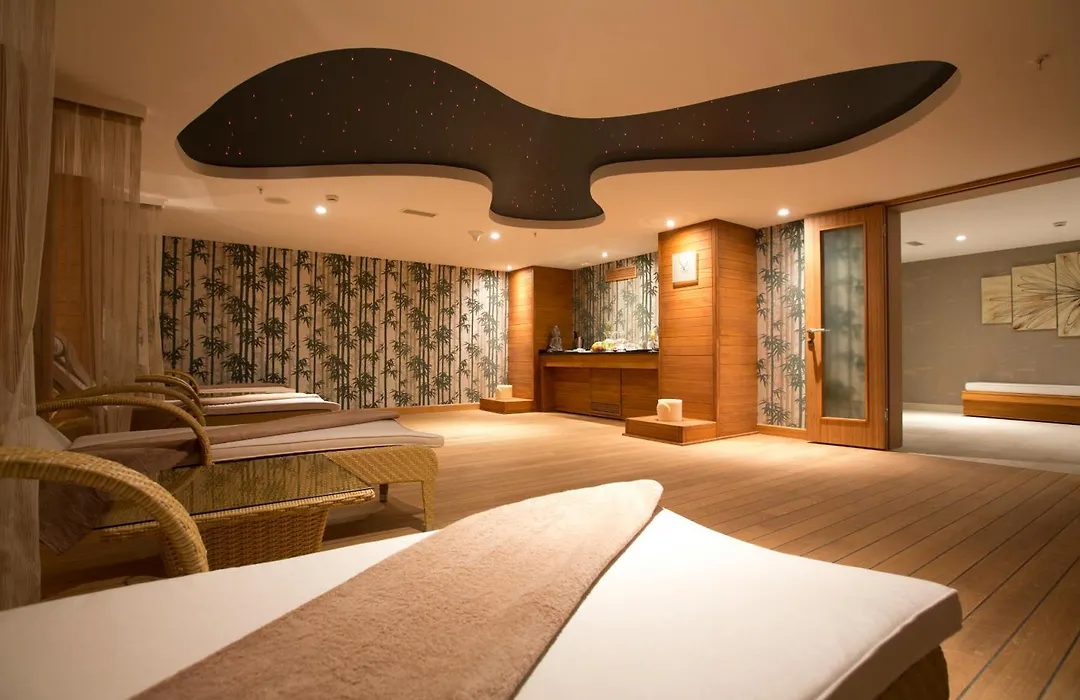 Miracle Istanbul Asia Airport Hotel & Spa-1