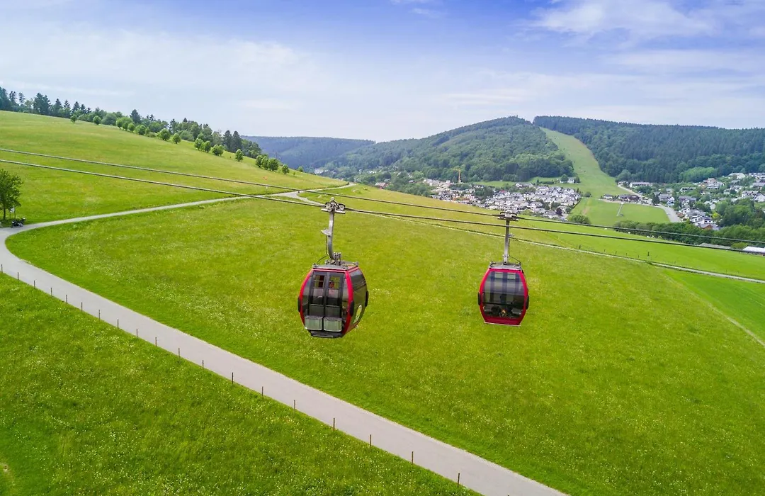 Sporthotel Zum Hohen Eimberg-1