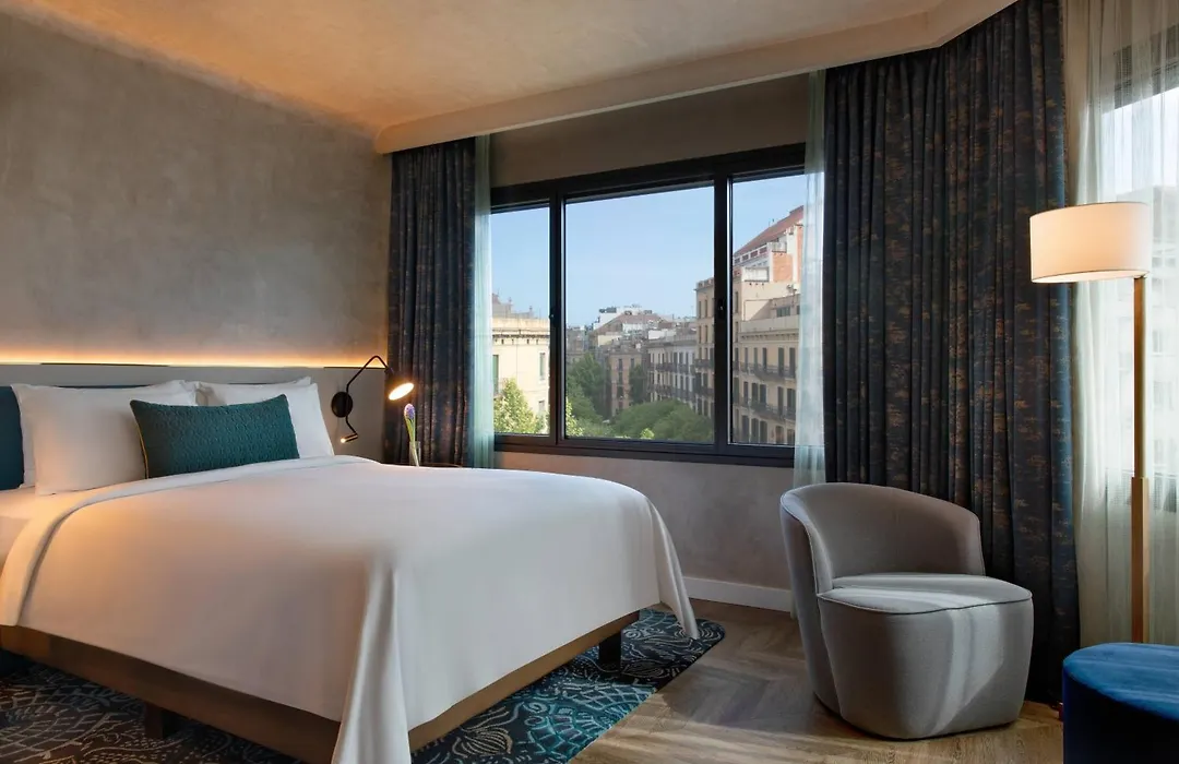 Renaissance Barcelona Hotel-1
