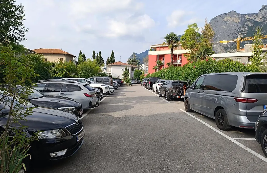 Brione Green Resort-1