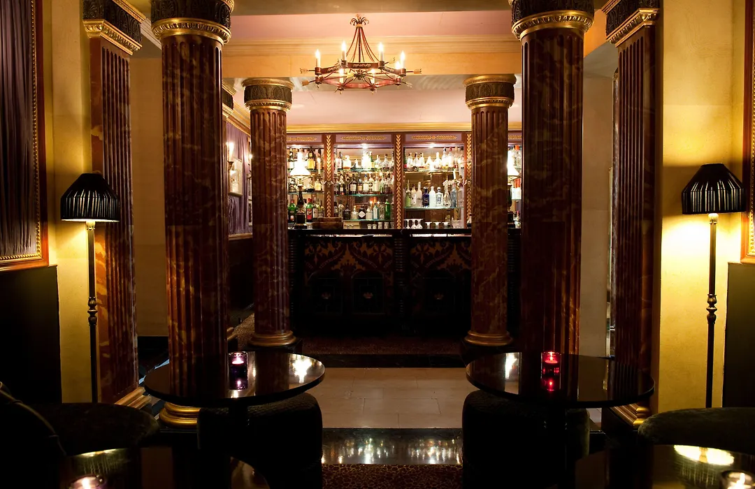 L'Hotel-1