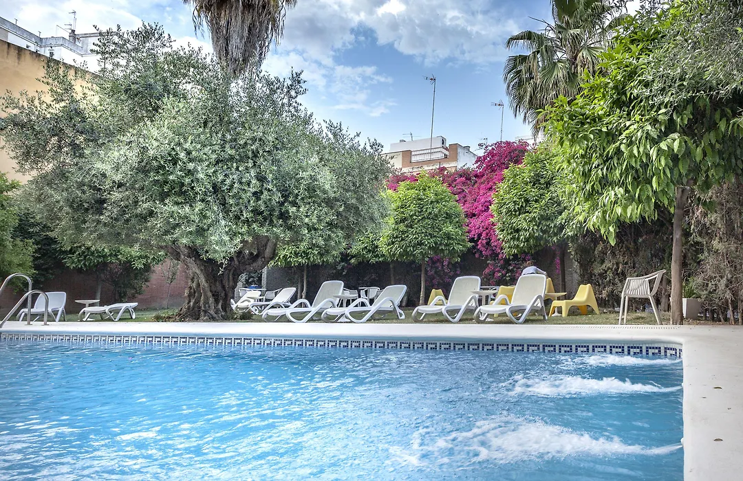 Aacr Hotel Monteolivos-1