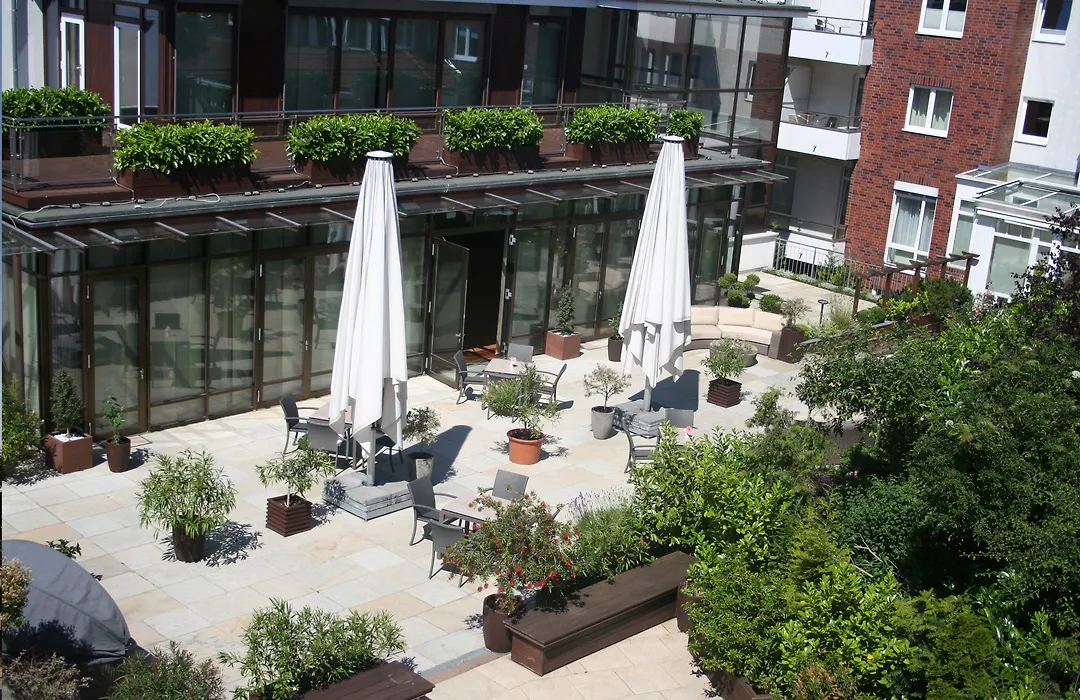Hotel Hanseatischer Hof-1