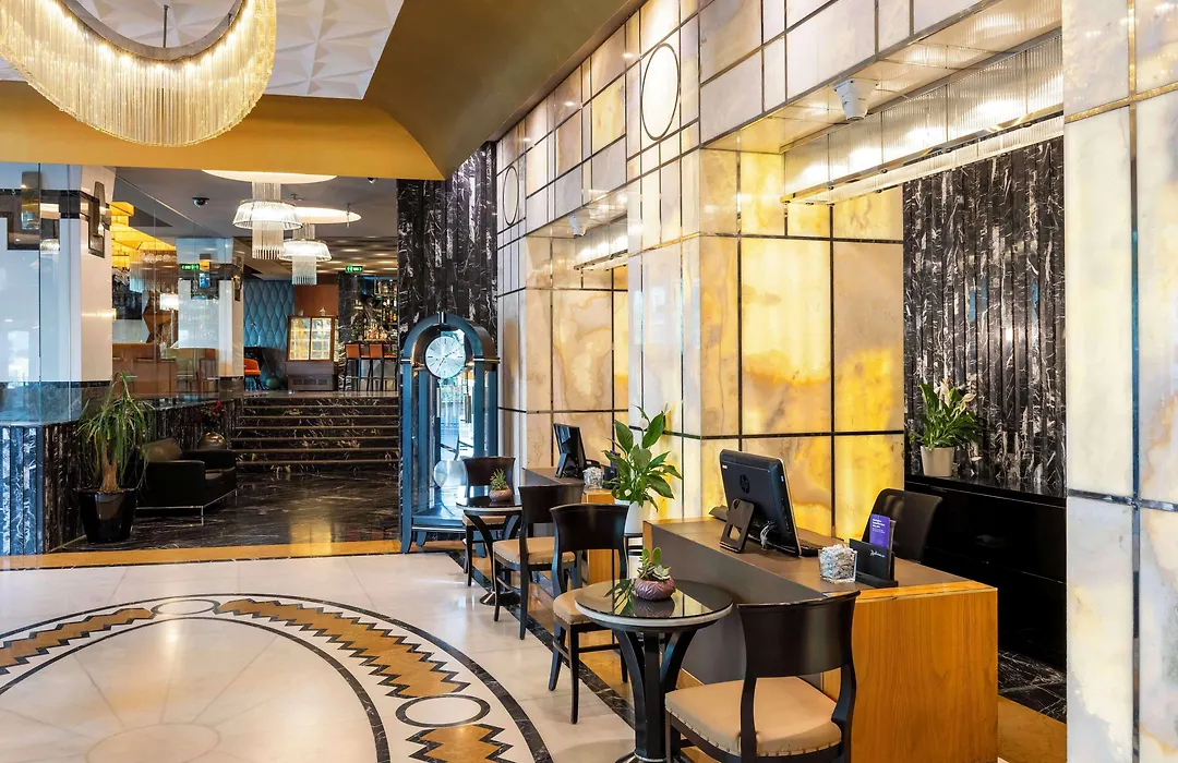 Radisson Blu Hotel Istanbul Pera-1