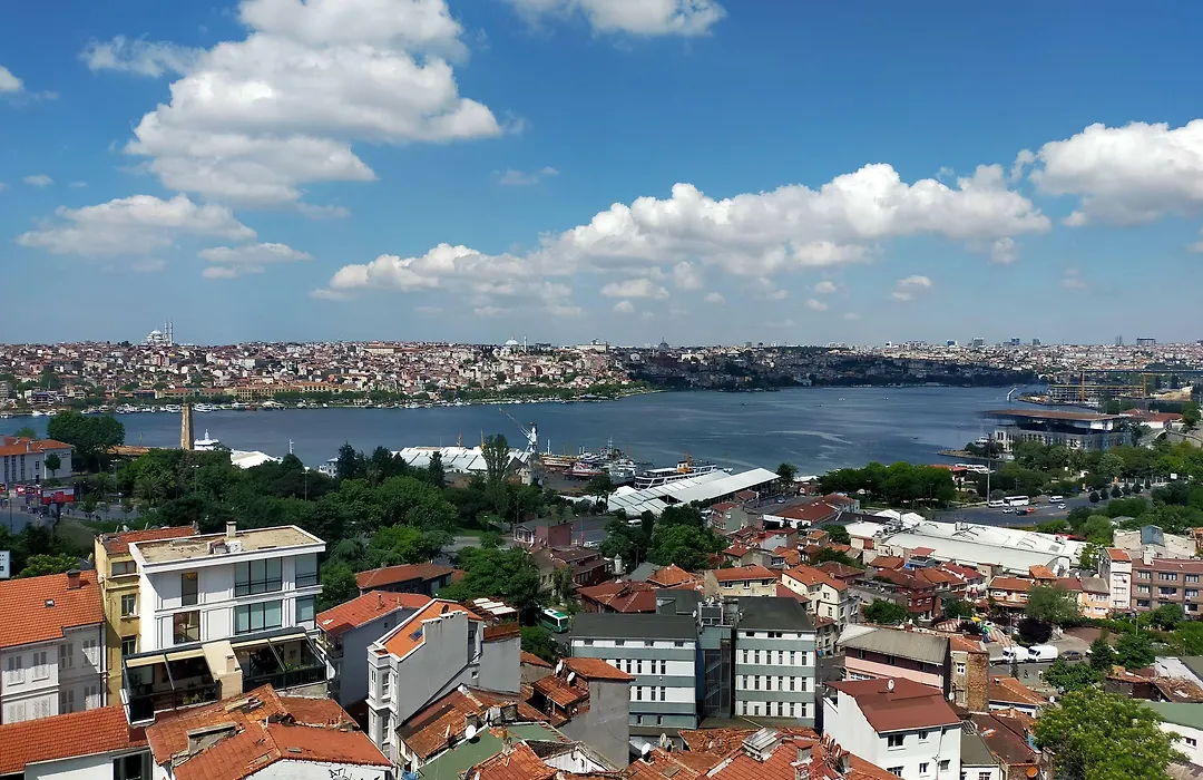 Grand Halic Goldenhorn-1