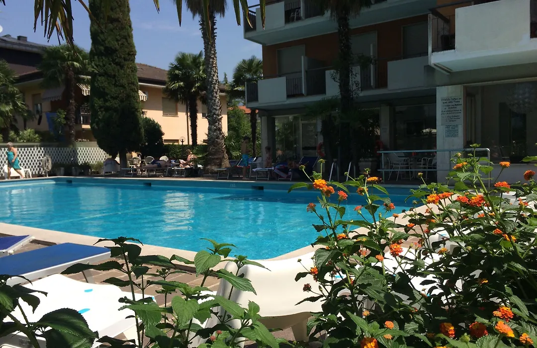 Hotel La Perla-1