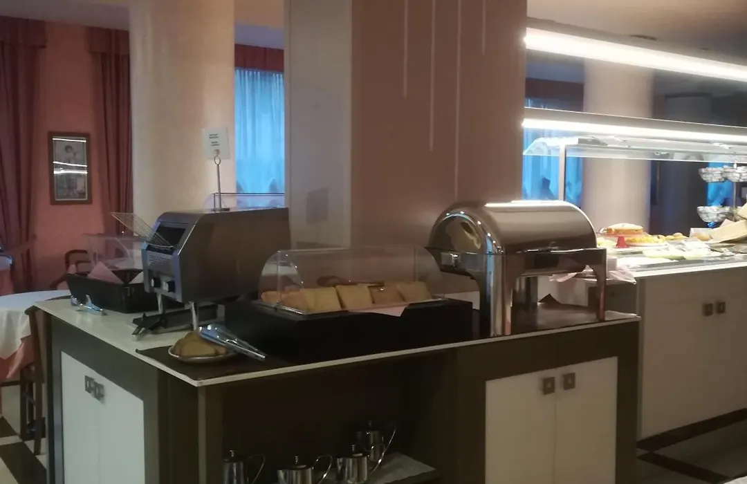 Hotel Cristallo-1