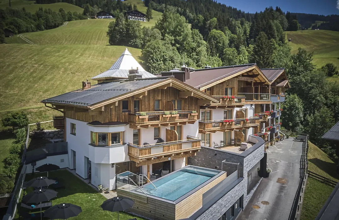 Hotel Astrid mit Panoramapool&inklusive JokerCard-1