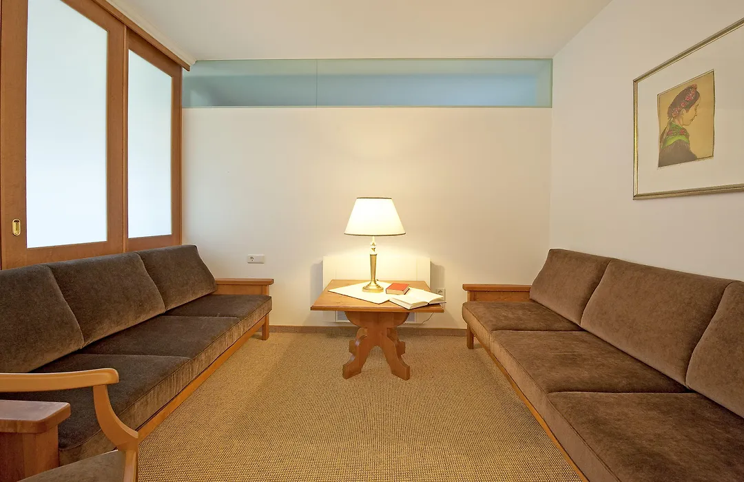Hotel Haus am Hang-1