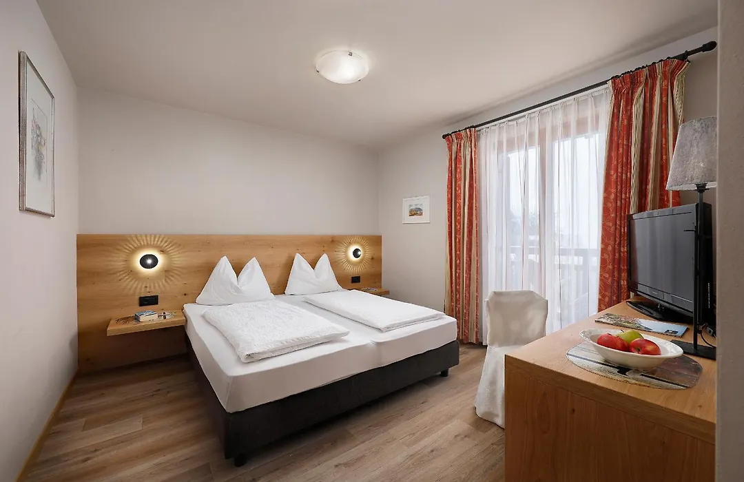Hotel Garni Paler-1