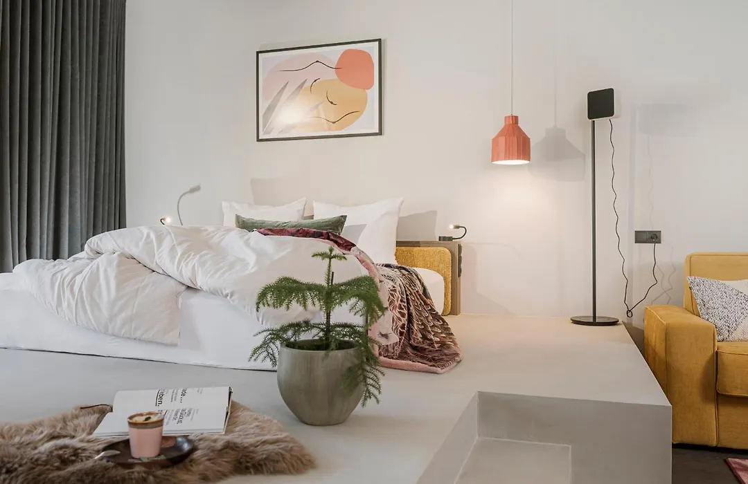 Coolnest-1