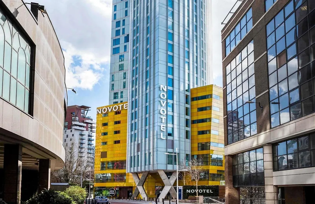Novotel London Canary Wharf-1