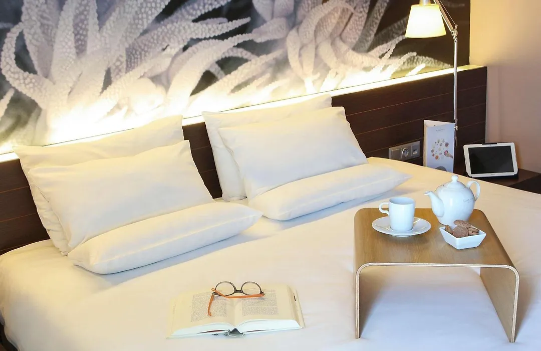 Novotel Barcelona City-1